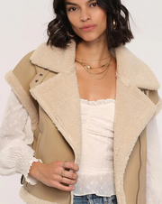 Xander Vest "Wheat"
