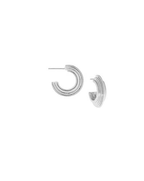 3/4" Ridge Post Hoop Earrings (Available in Gold and Silver)