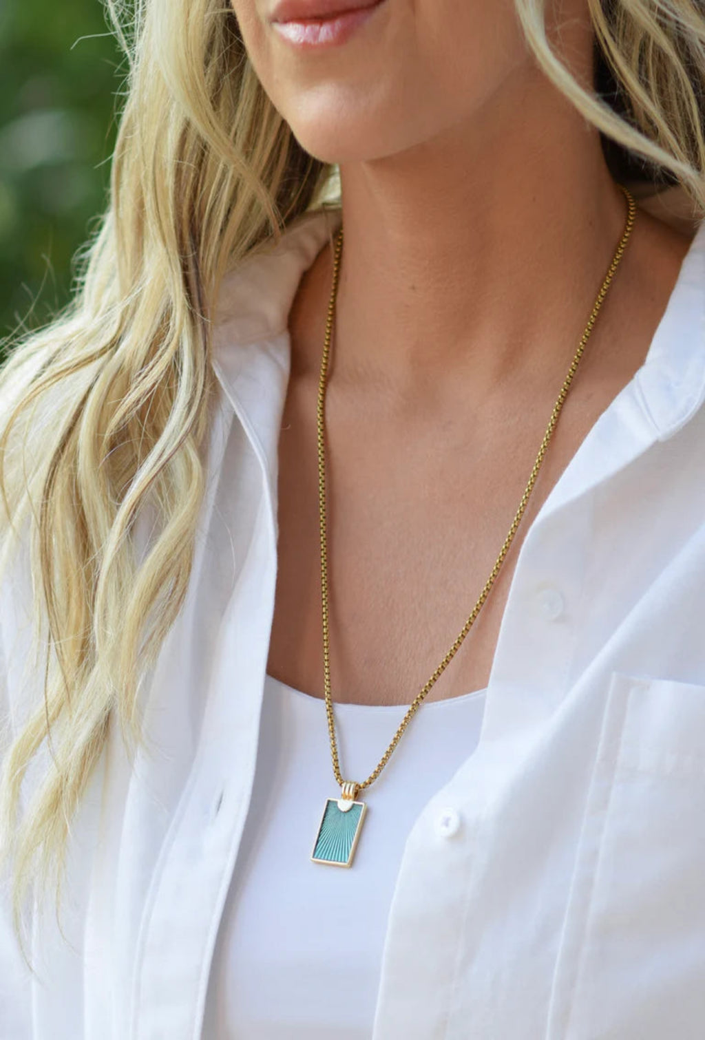 Modern Relic Necklace - Gold