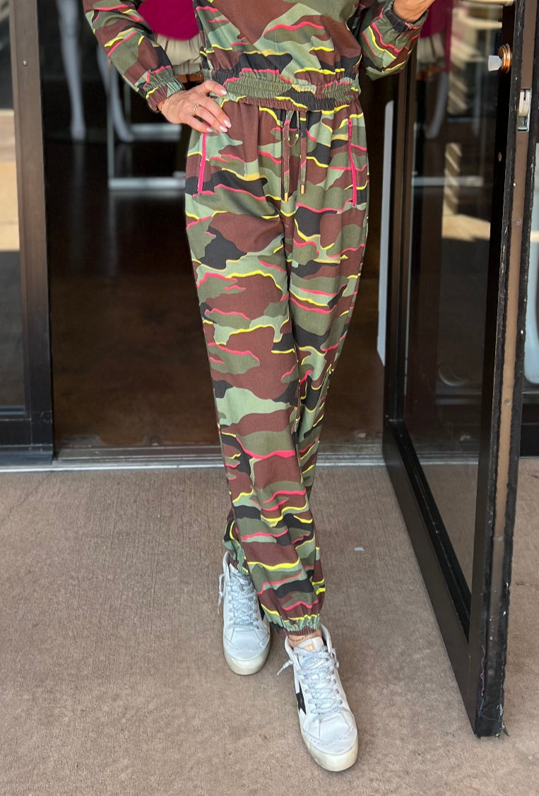 Elton Pant - Neon Camo – Rumor Boutique