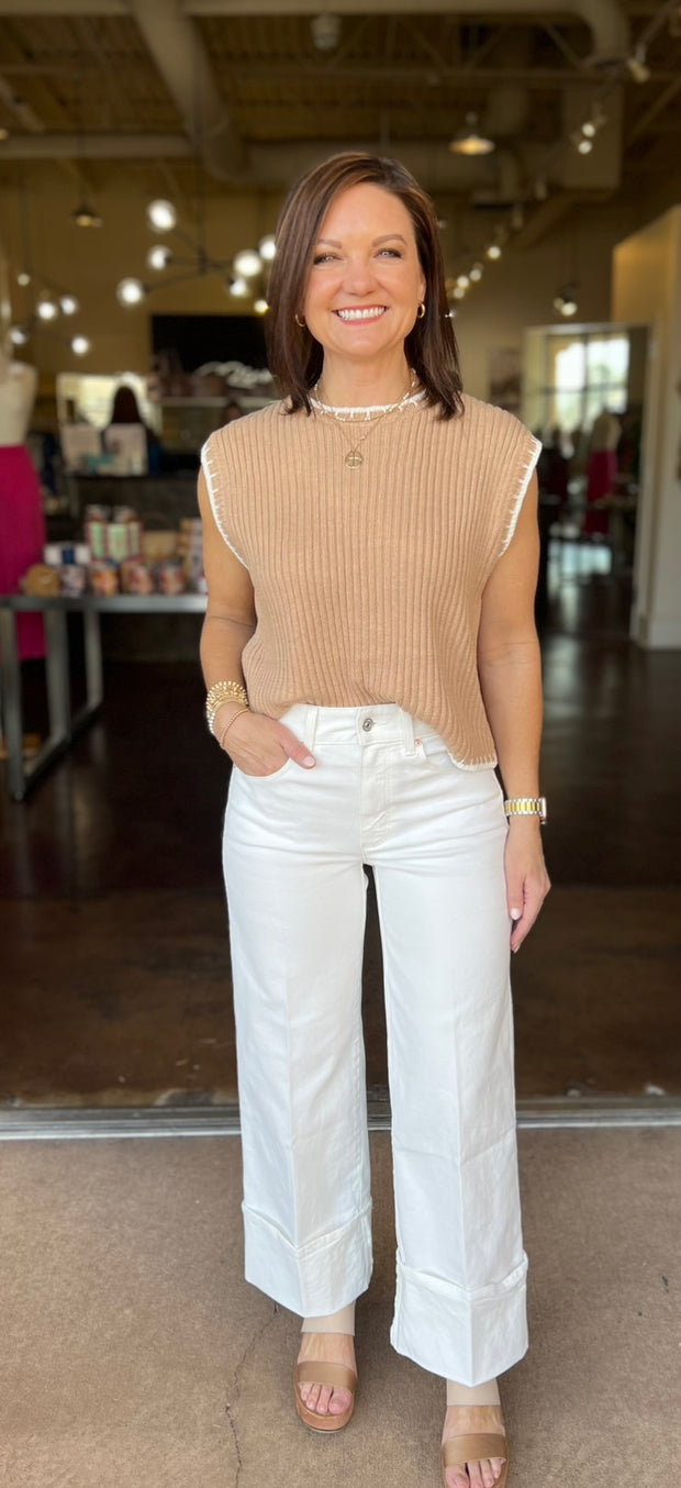 Sleeveless Sweater Top Contrast Trim