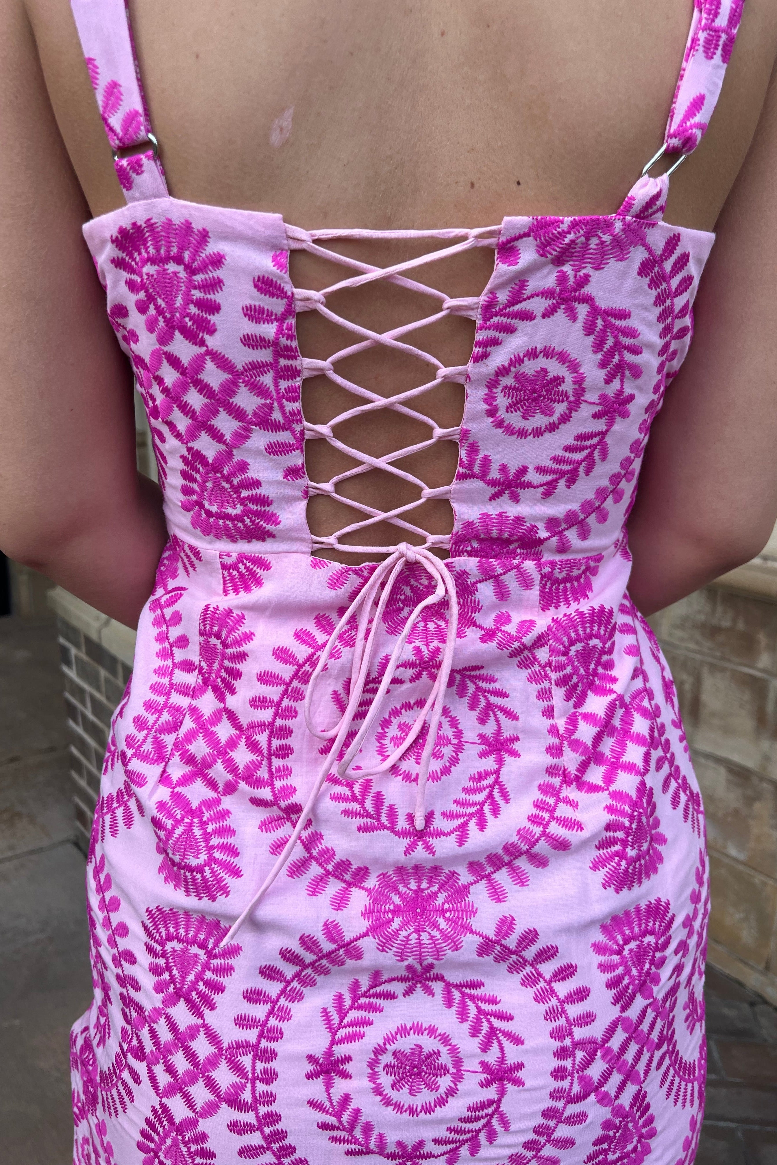 Raelynn Lace Up Tie Back Embroidery Dress - Lilac / Magenta