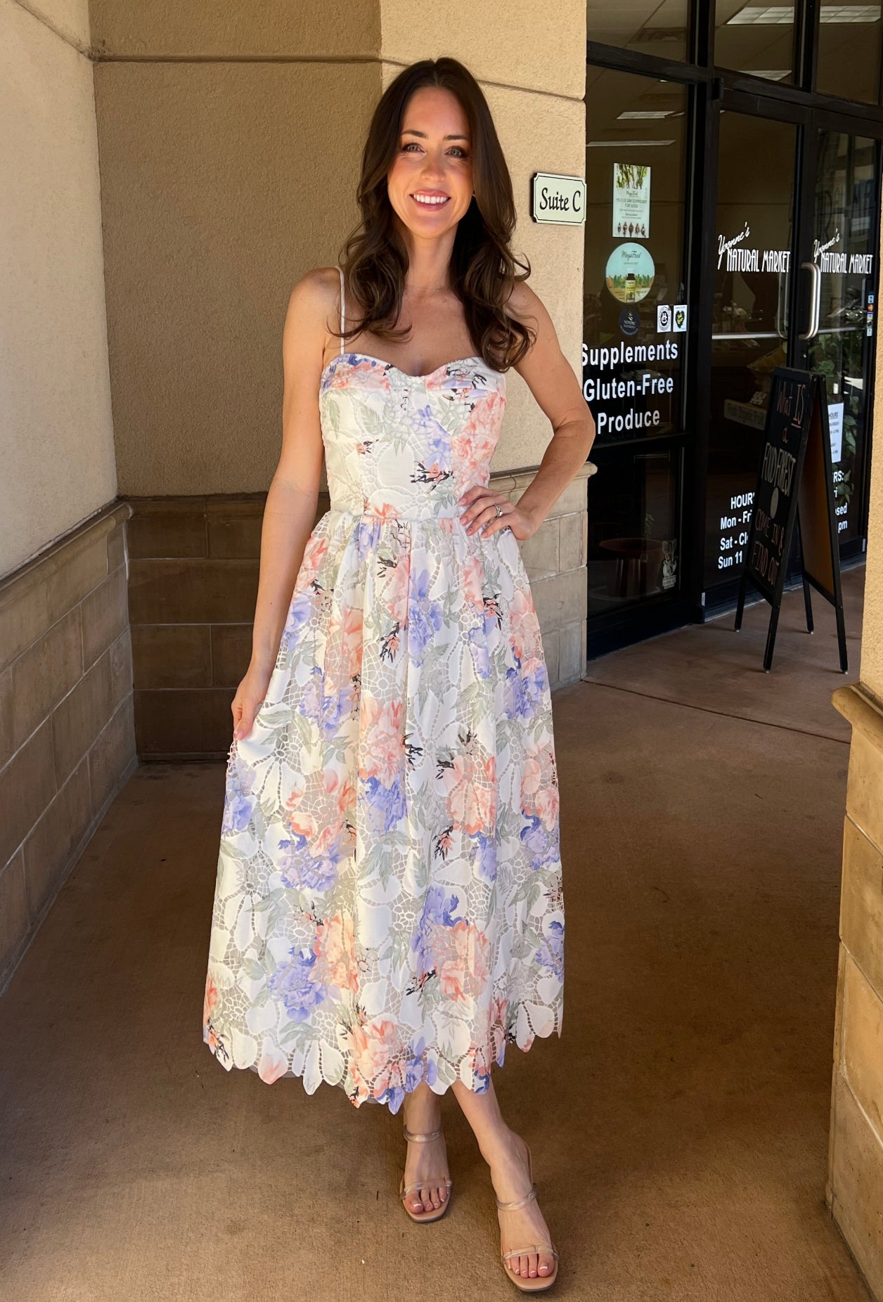 Edda Lace Midi Dress - Multi Floral – Rumor Boutique