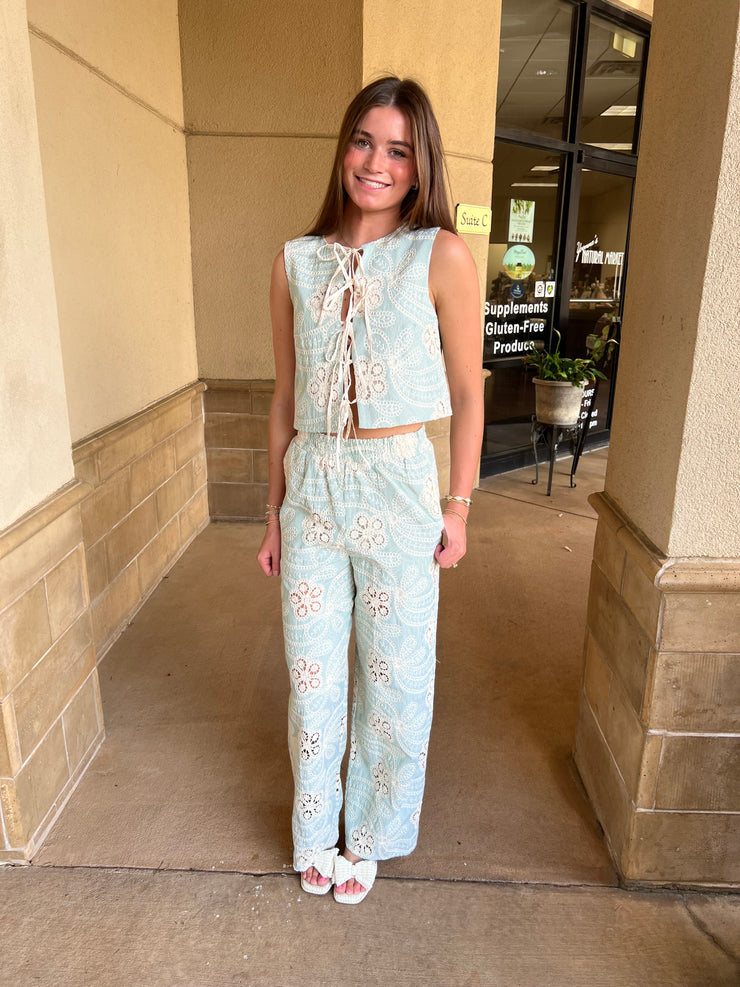 Eyelet Embroidered Pant - Green