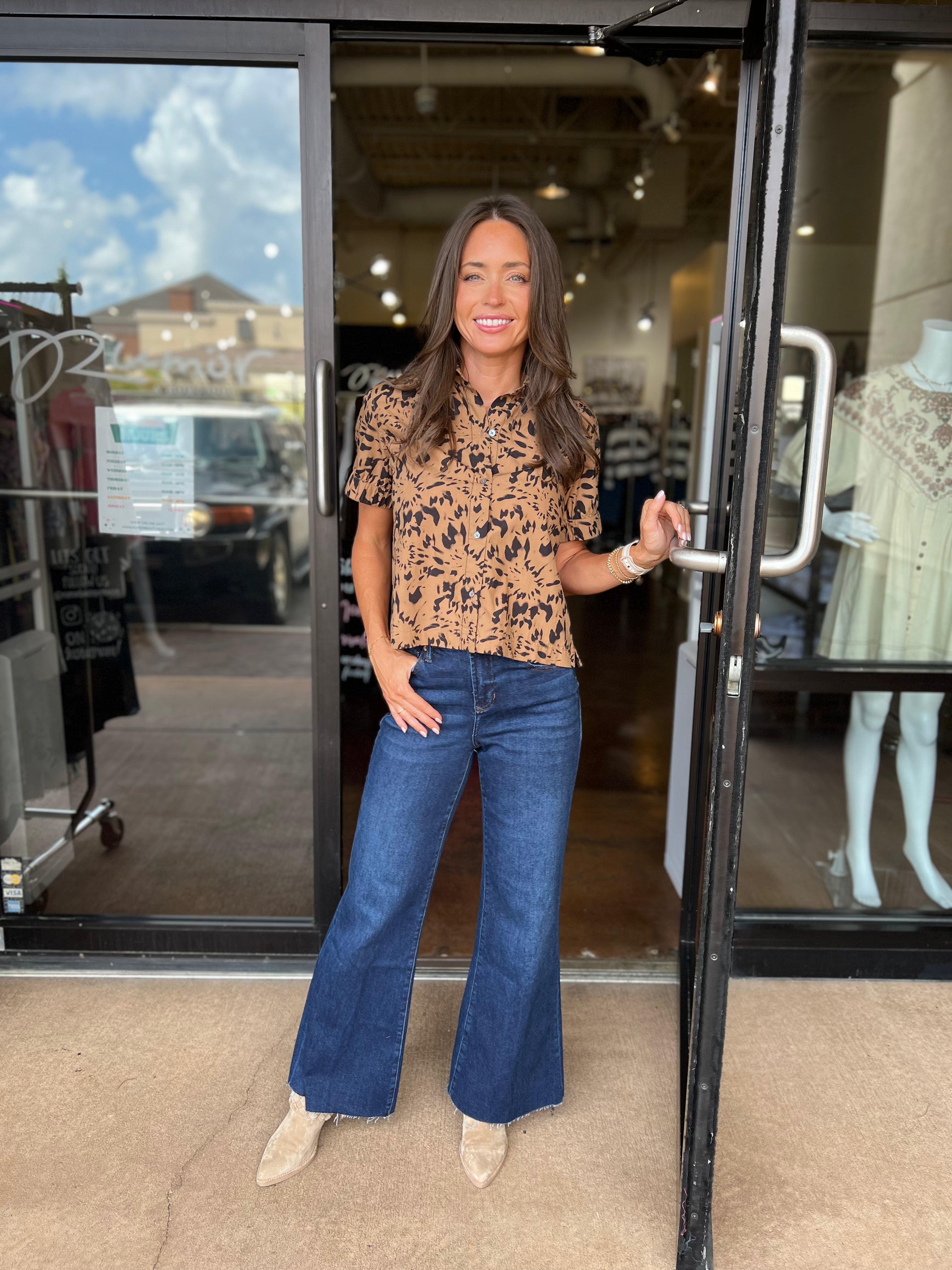 Elastic Cuff Button Down - Animal Floral