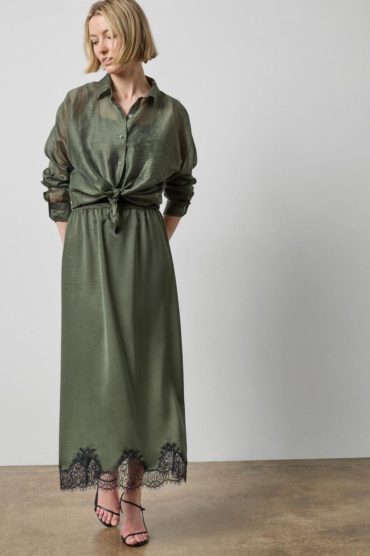 Crepe Satin Skirt With Lace Trim - Fir