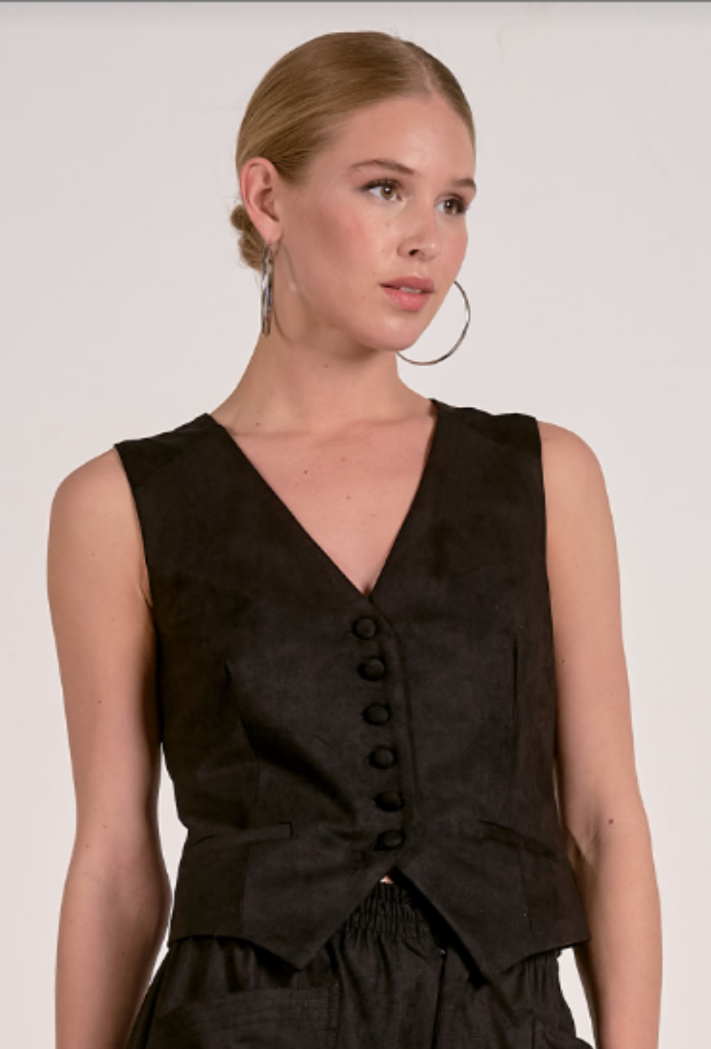 Sleeveless Vest - Black