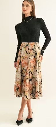 Amora Contrast Stitched Godet Skirt - Black Multi
