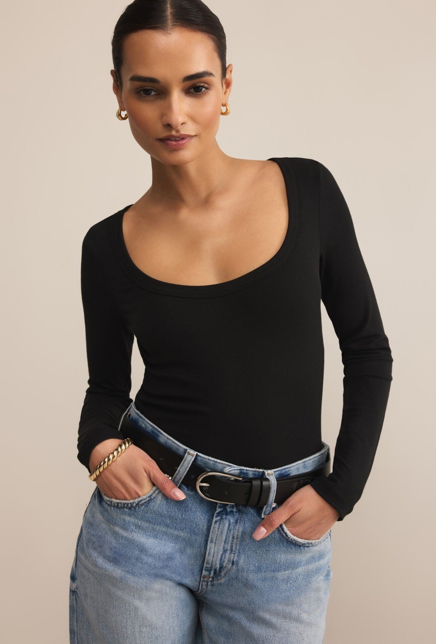 Long Sleeve Scoop Neck Top - Black
