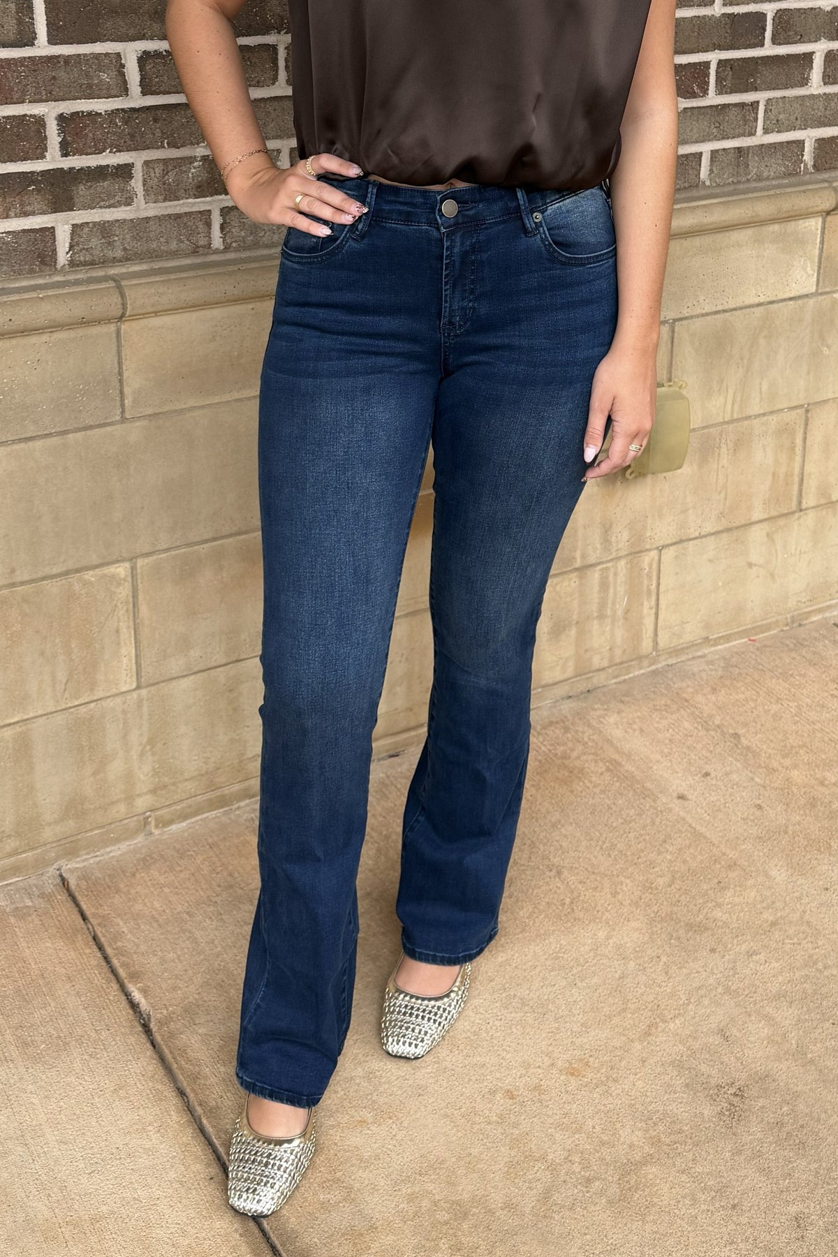 Jaxtyn Mid Rise Bootcut 31" Jean - Princess