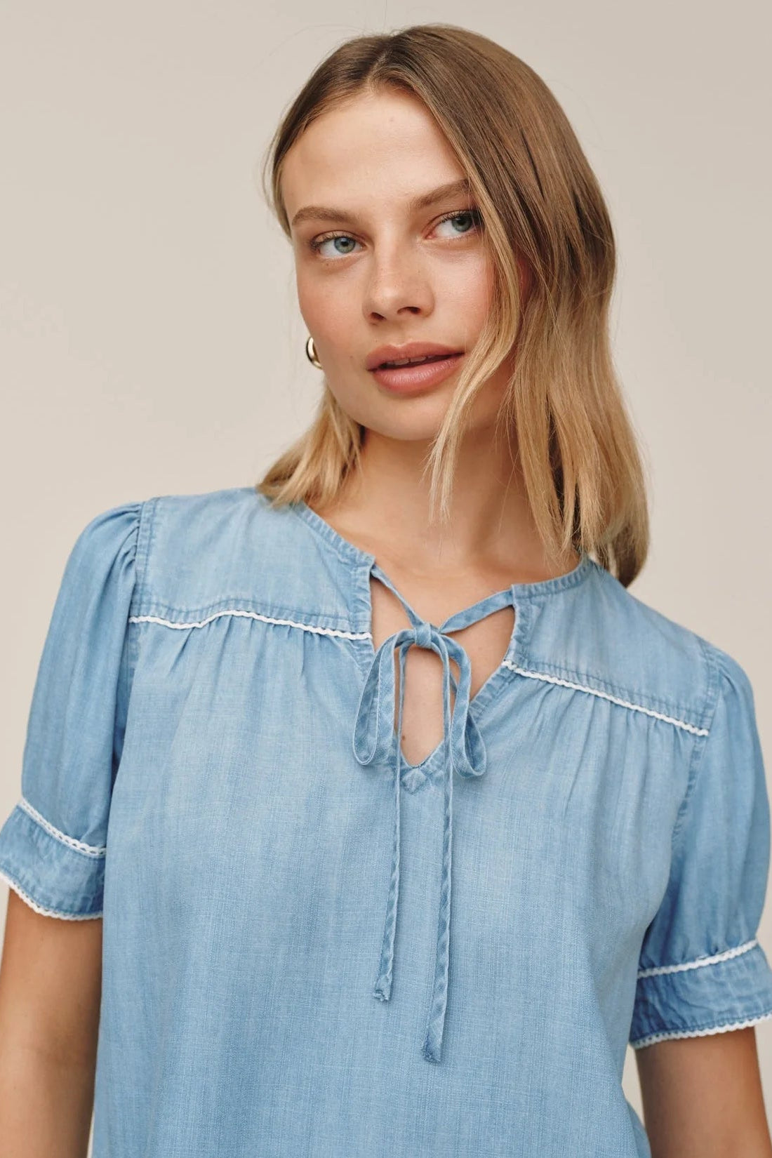 Short Sleeve Pullover With Trim - Ombre Mist Wash