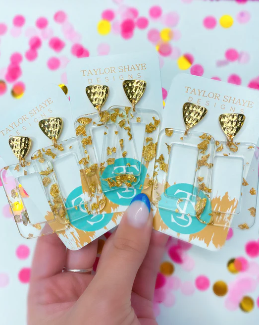 Gloria Acrylic Rectangle Drop