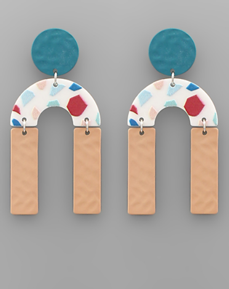 Arch and Color Coated Bar Earrings (Available in Nude and Red)